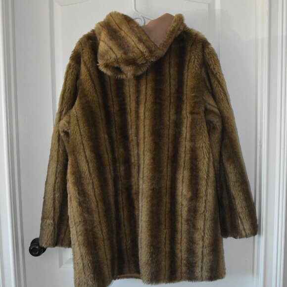 Dennis Basso Faux and Faux Suede Reversible Hooded Coat size Large - Picture 5 of 8